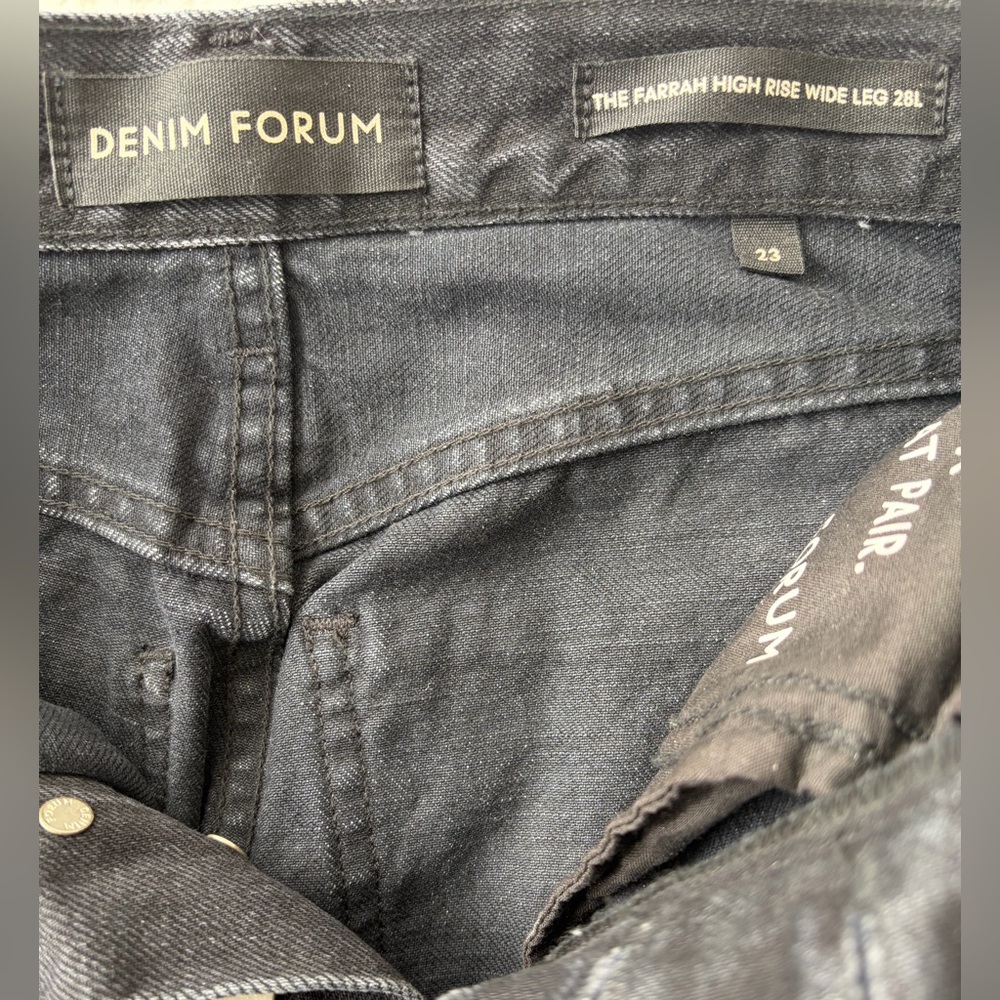 Aritzia Denim Forum The Farrah Hi-Rise Wide Leg Black Jeans - Picture 3 of 4